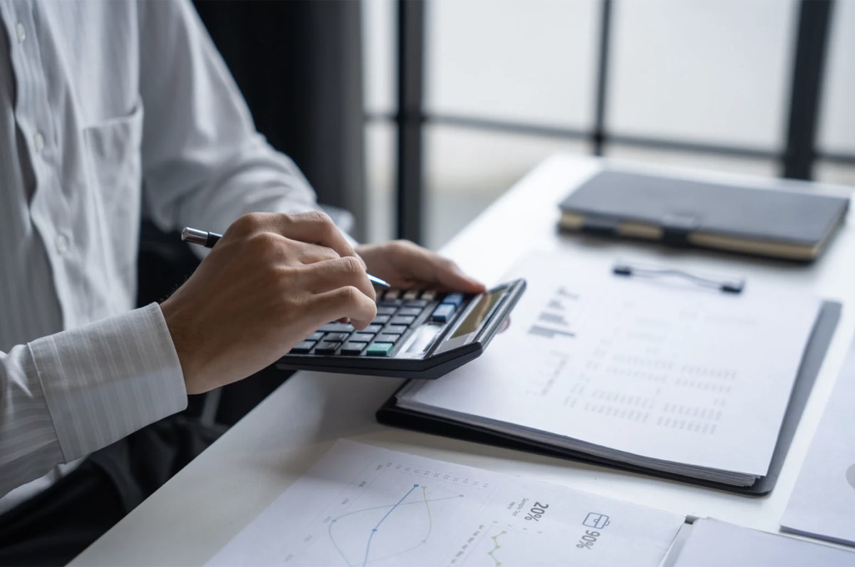calculating SEO ROI for a law firm